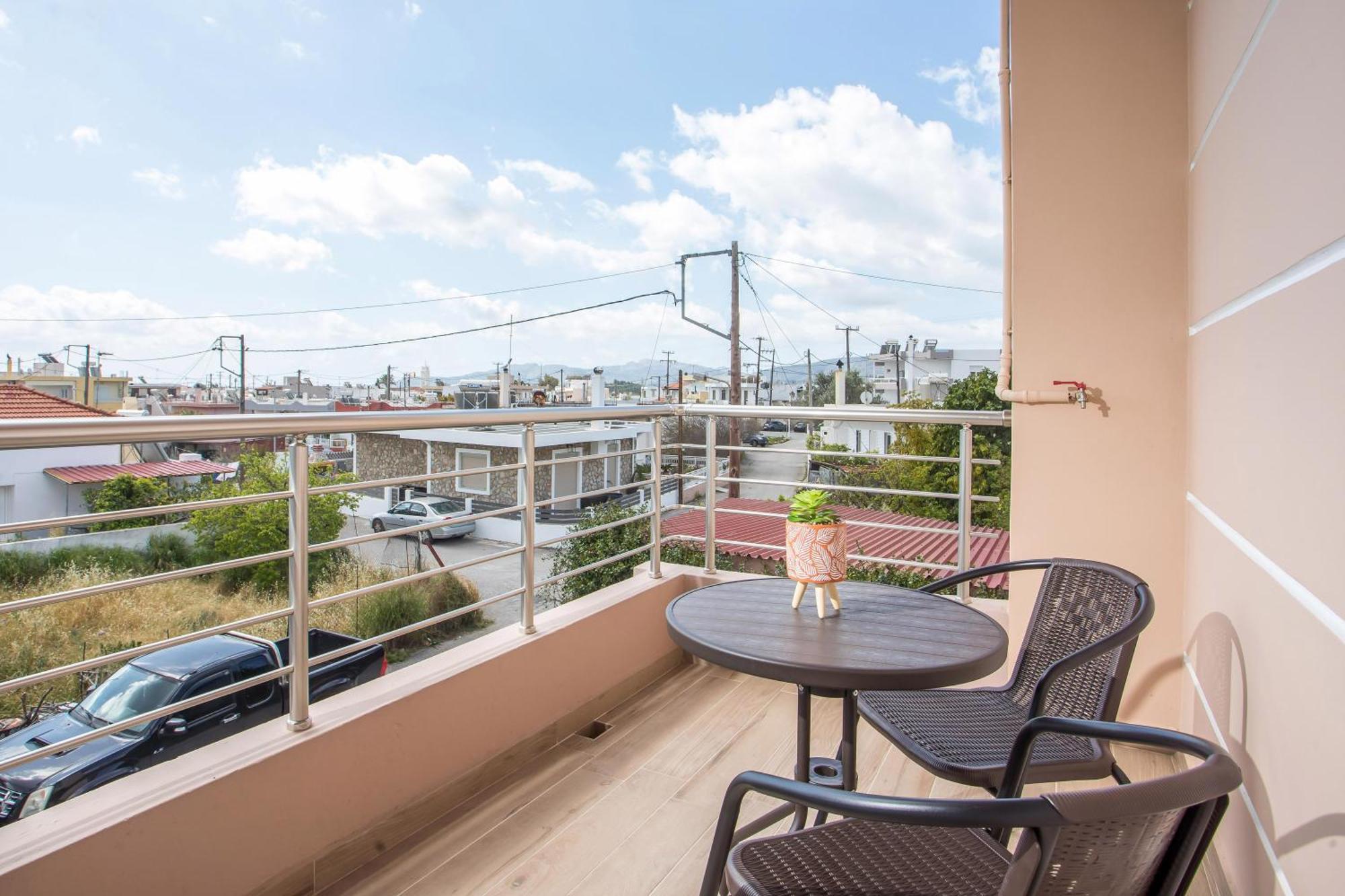 M&E Apartments New Haraki Exterior photo